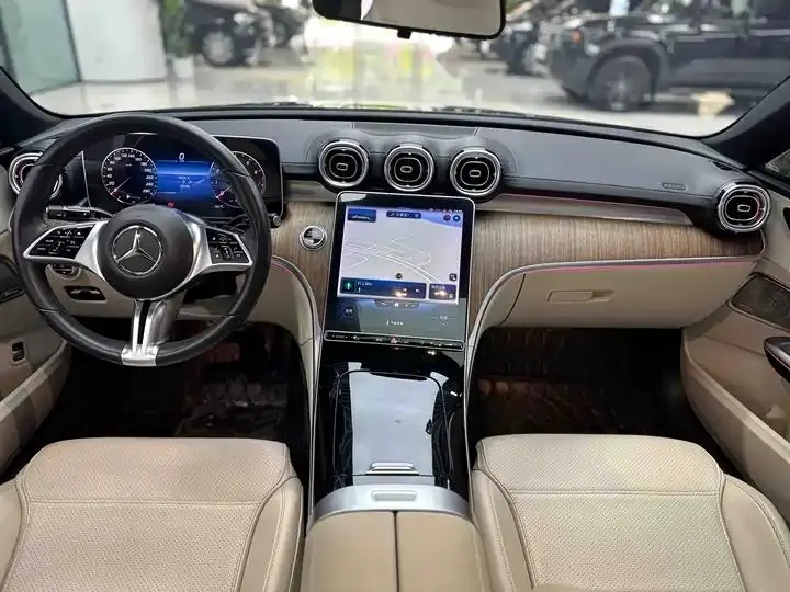 Mercedes Benz Class C 2022 to C 260 L 12