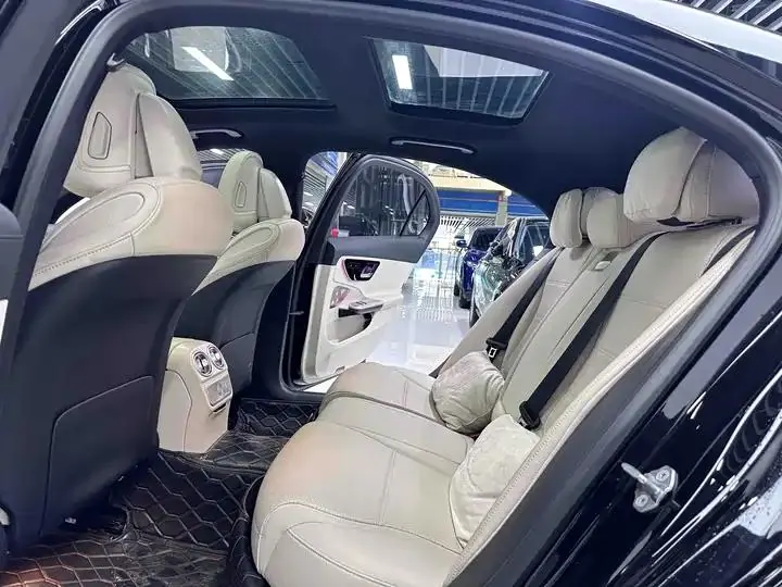 Mercedes Benz Class C 2022 to C 260 L 8