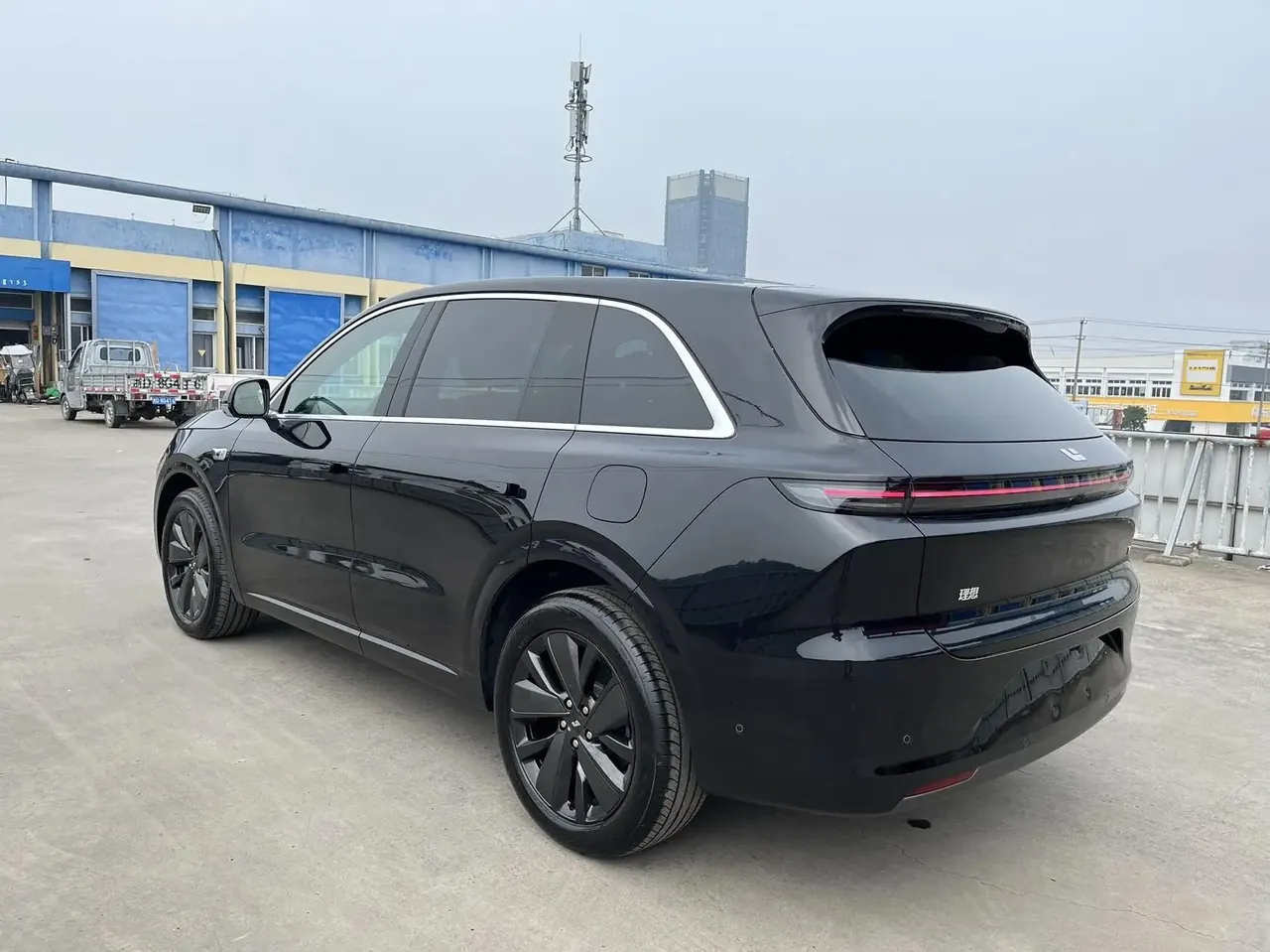 Li 2025 L6 Pro Intelligent Refreshed Version Automatic Transmission 4