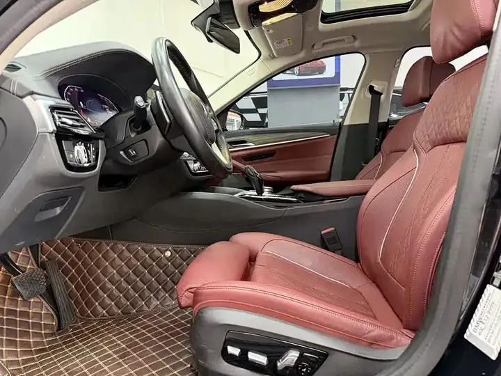 BMW 5 Series 2021 530Li Exclusive M Sports Suit 5