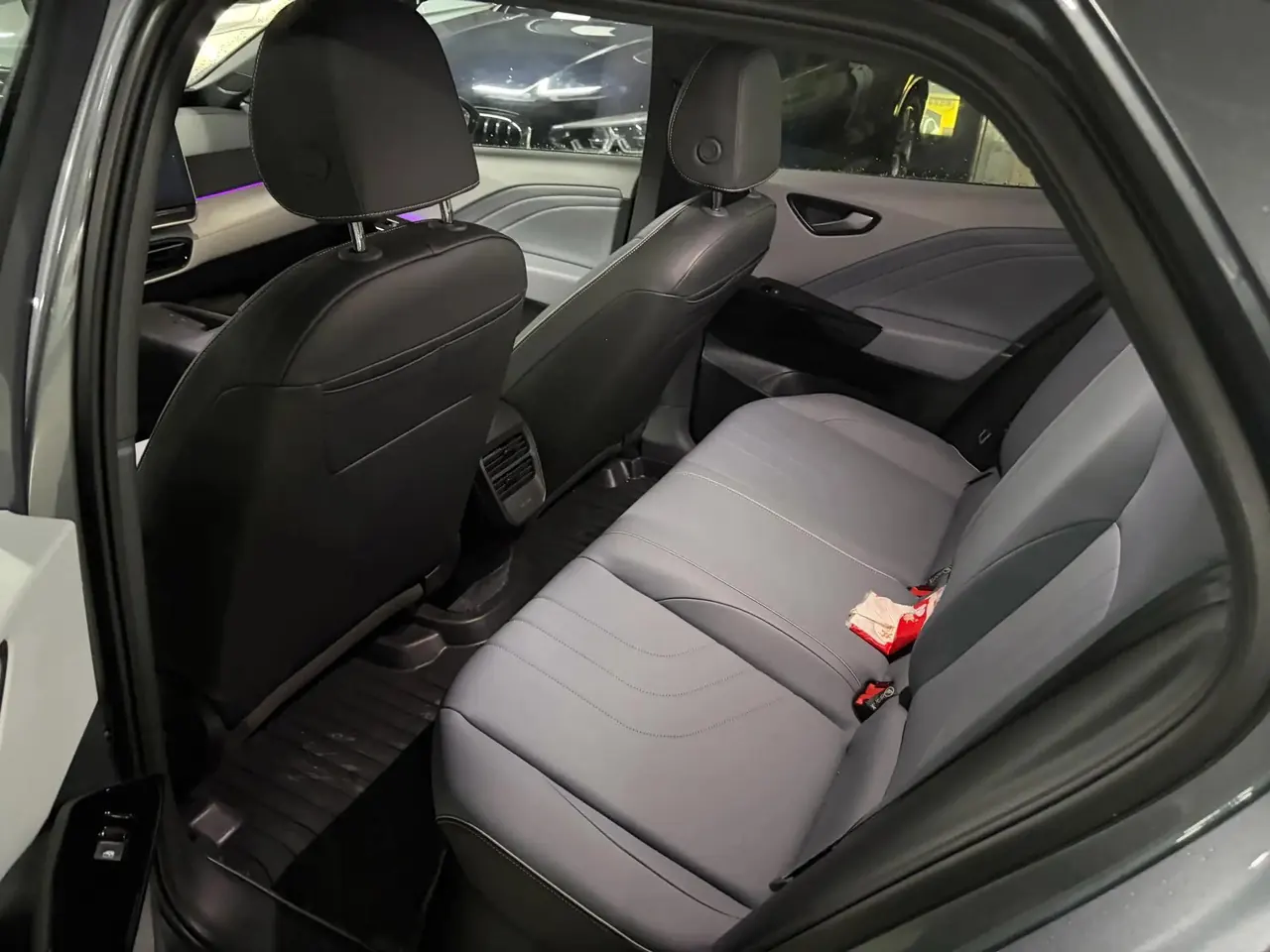 Volkswagen 2025 ID. 3 Smart Model, Ultra-Intelligent Version, Automatic Transmission 3