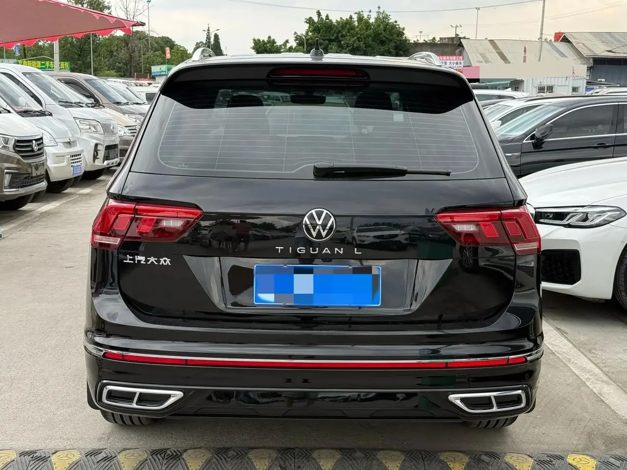 Volkswagen 2025 Tiguan L R-Line 2.0TSI 330TSI outstanding two-wheel drive R-Line Long Yao version automatic gear 4