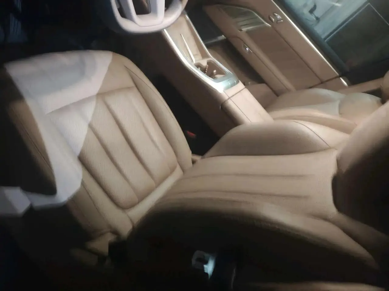 ONVO 2025 L90 Ultra six-seat automatic gear 7