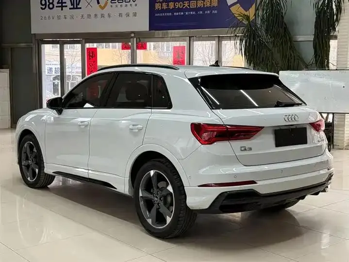 Audi Q3 2023 35 TFSI Fashion Dynamic (1.4T) 6