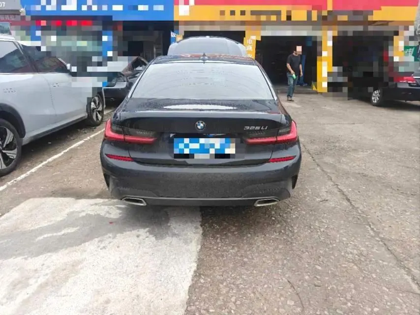 BMW 3 Series 2022 model facelift 325Li M Sport Package 9