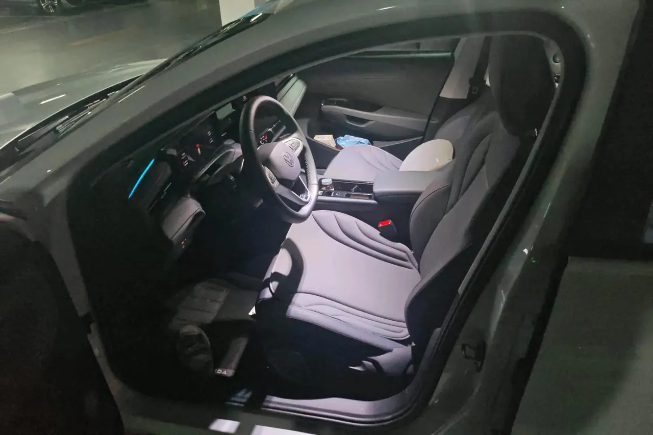 Volkswagen 2026 Lavida Pro 1.5TSI 300TSI Star 6 Million Edition Automatic Gear 6