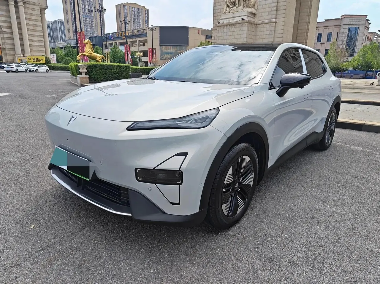 Открыть галерею: ChangAn Deepal 2026 S 05 620Max Pure Electric Edition Automatic Gear