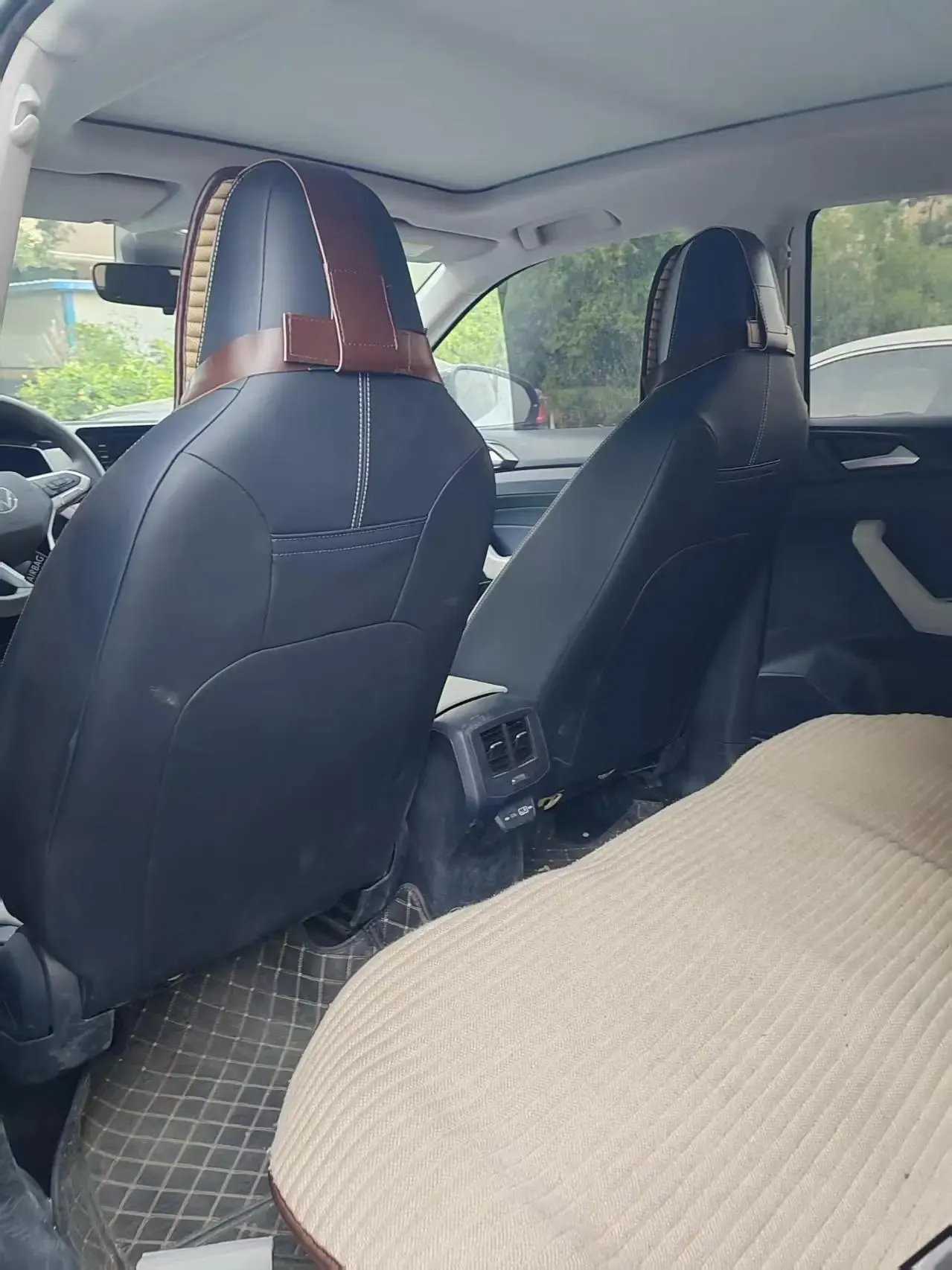 Volkswagen 2025 Tharu Neo 1.5 Ruiyi Edition Automatic 4
