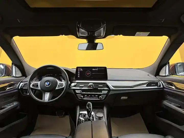 BMW 6 GT 2021 630i M Sports Traveler Edition 19