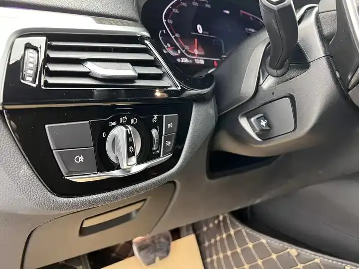 BMW 6 GT 2021 630i M Sports Traveler Edition 4