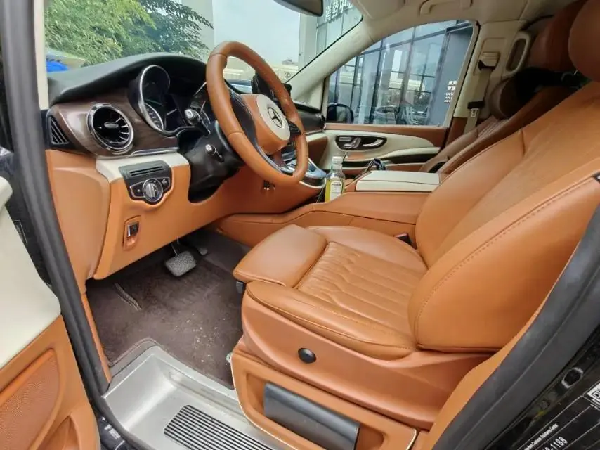 Mercedes Benz Class V 2022V 260 2.0T Pilot Edition Automatic Gear 7