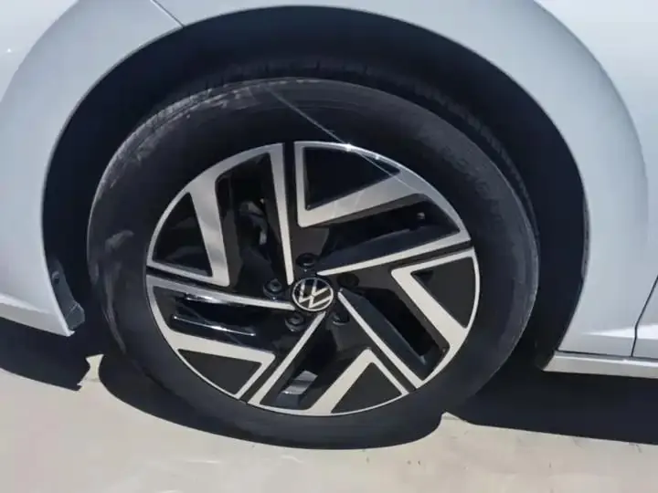 Sagittarius 2023 300TSI DSG Exceed Edition 23