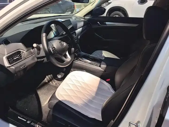 Accord 2022 260TURBO Luxury Edition 9