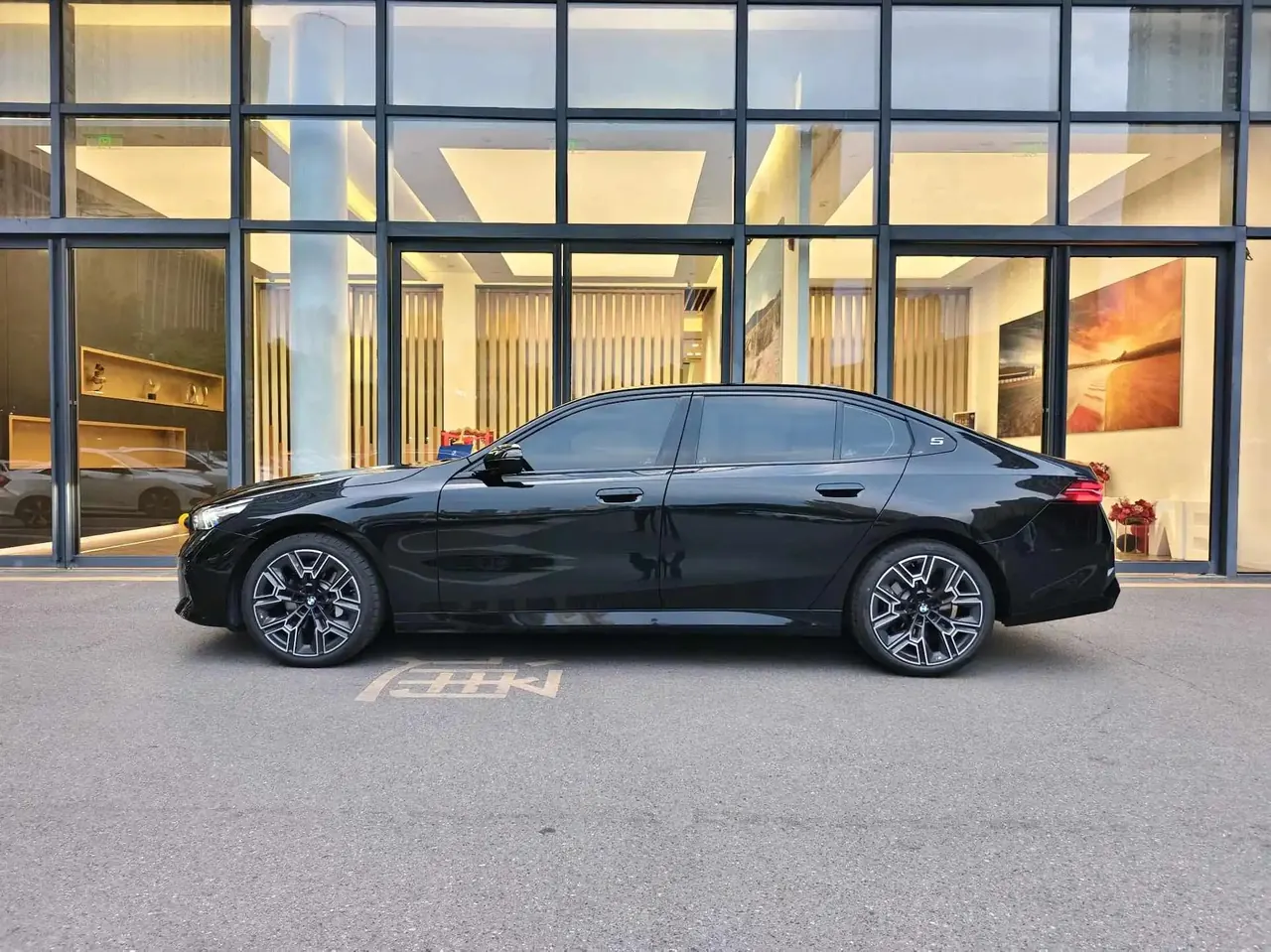 BMW 5 Series 2026 530Li 48V 2.0T Exclusive M Sports Suit (Modified) Automatic Gear 3