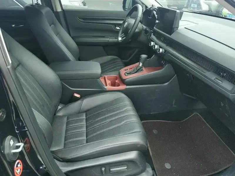 Honda 2025 BREEZE 1.5T CVT 240TURBO Two-Wheel Drive Luxury 5-Seater Automatic 4