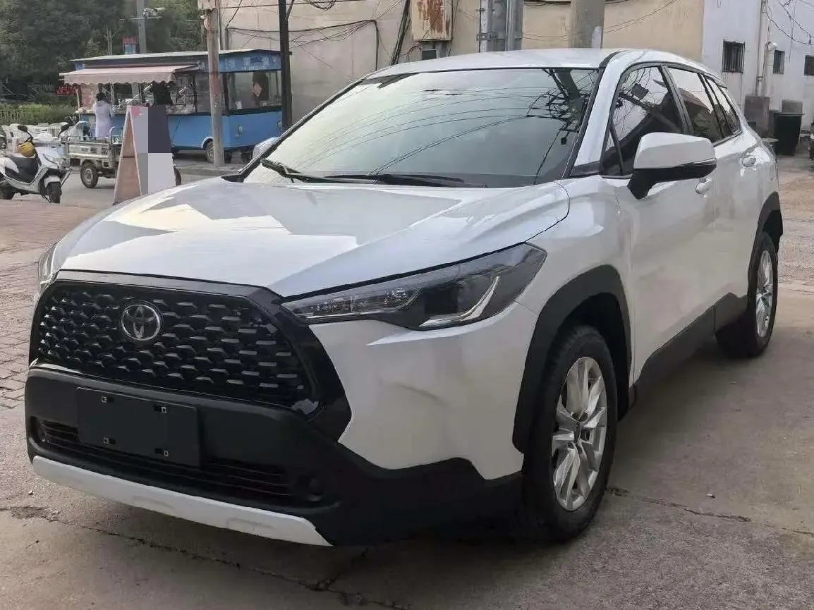 Toyota 2023 Corolla Cross 2.0 CVT Pioneer Edition Automatic - View 1
