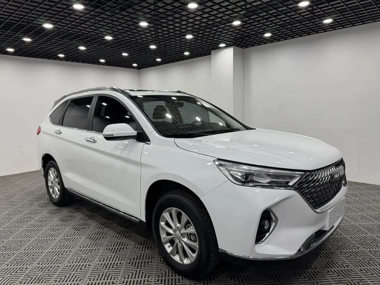 Haval 2023 M6 PLUS 1.5T Luxury Smart Joint Automatic Gear 2