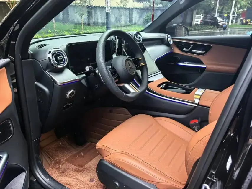 Mercedes Benz 2026 GLC 260 L 4MATIC 48V 2.0T Luxury 5-seat Automatic Gear 3