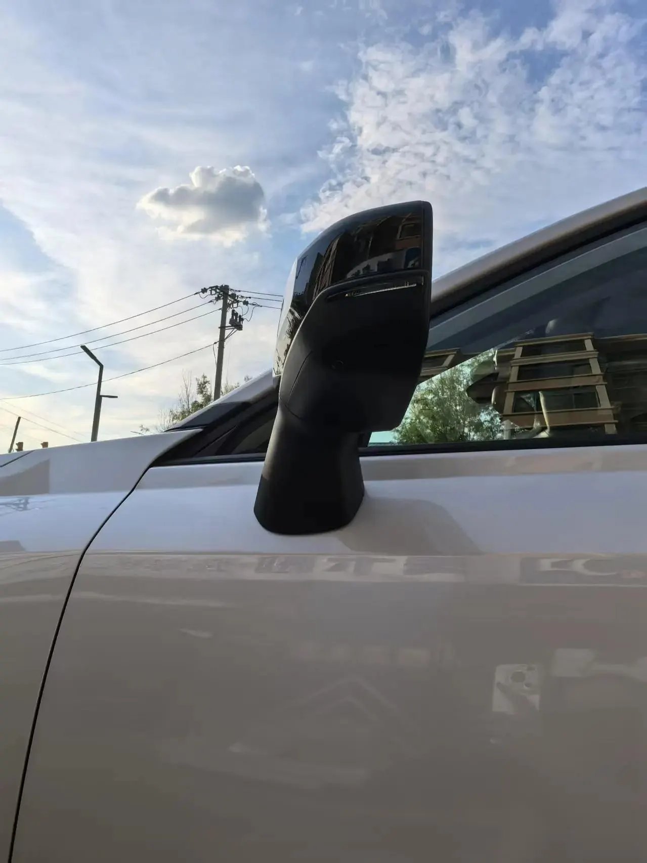 Toyota 2026 RAV4 2.0 CVT Four-Wheel Drive Luxury Automatic 4