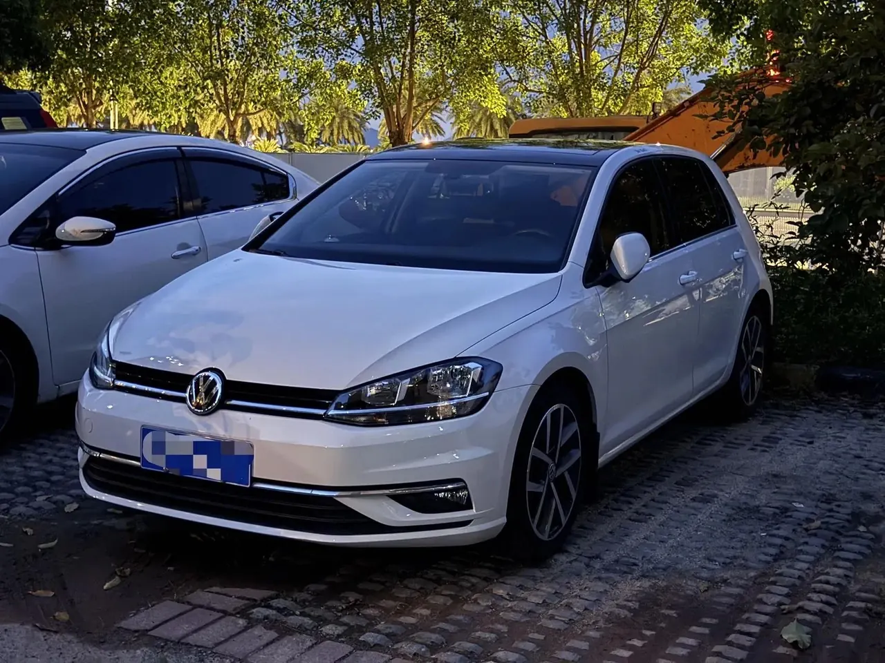 Golf 2020 Model, Affection Edition, 280TSI DSG Comfort Version - View 1