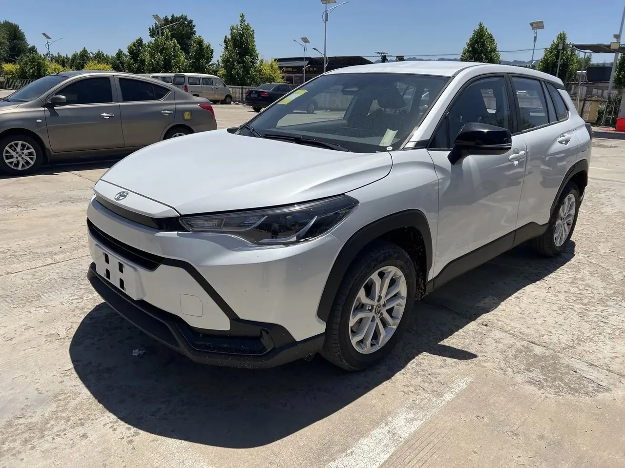 Открыть галерею: Toyota 2026 model Frontlander 2.0 CVT Comfort Edition, automatic transmission