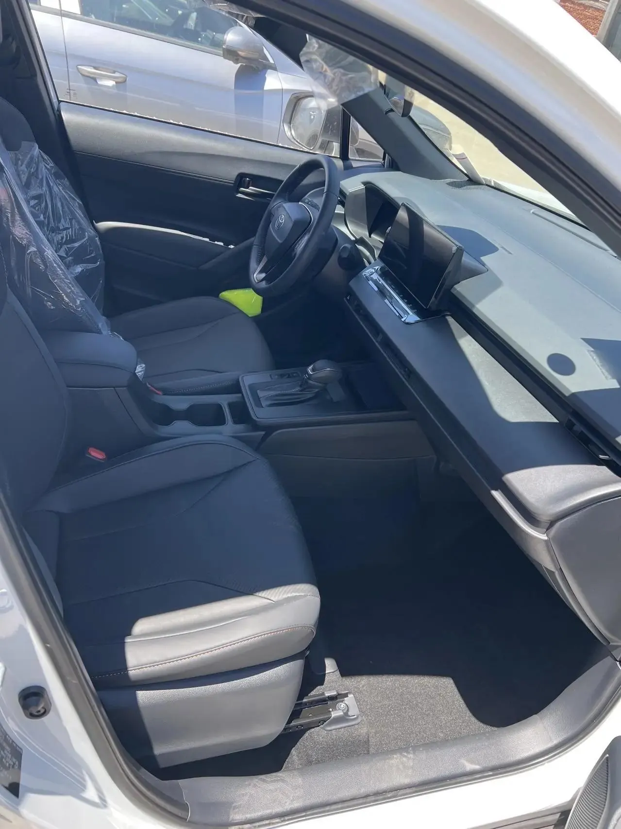 Toyota 2026 model Frontlander 2.0 CVT Comfort Edition, automatic transmission 3