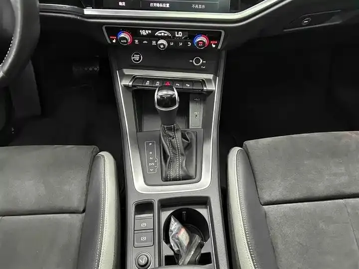 Audi Q3 2022 model 35 TFSI Fashion Dynamic Edition 5
