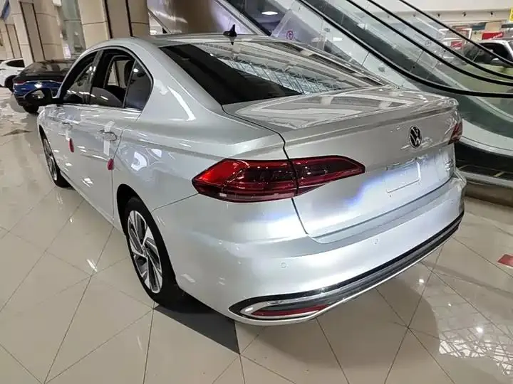 Bora 2023 200TSI DSG Joy Drive PRO Edition 5