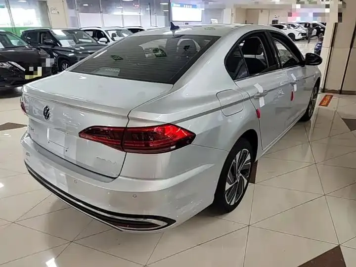 Bora 2023 200TSI DSG Joy Drive PRO Edition 7