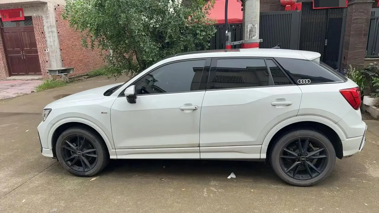 Audi Q2L 2022 35 TFSI Enterprising and Elegant 4