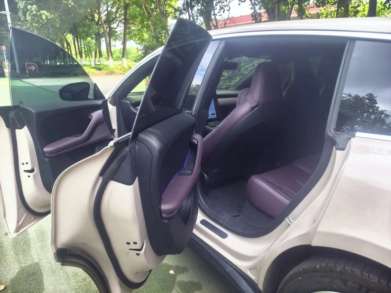 NIO ET5T 2024 Model 75kWh Touring 4