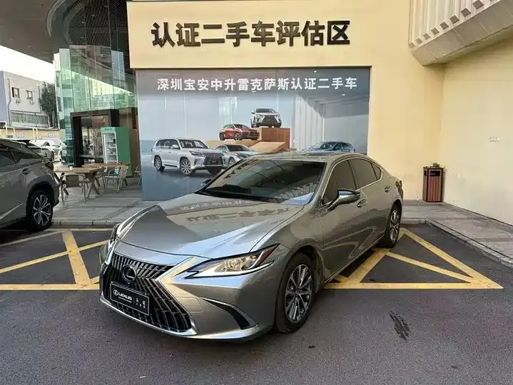Lexus ES 2022 200 Executive Edition - View 1