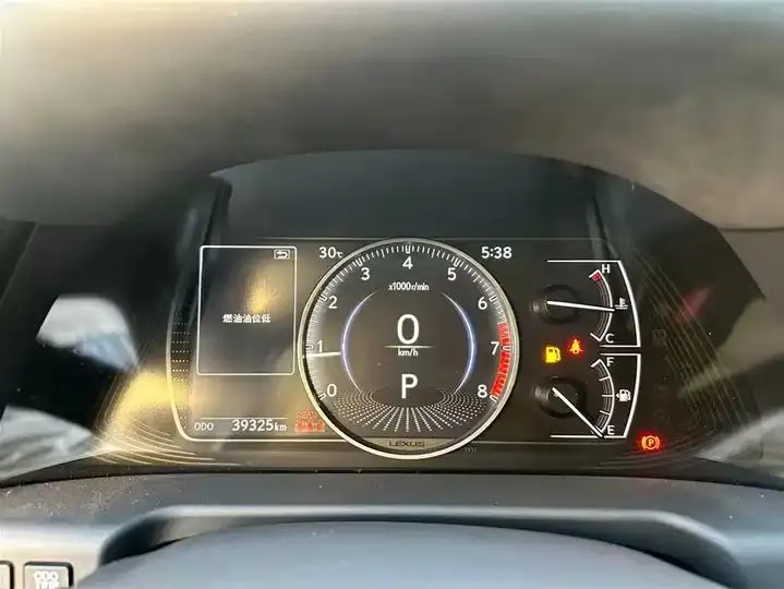 Lexus ES 2022 200 Executive Edition 6