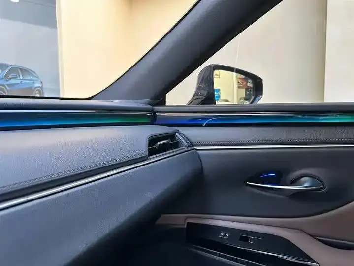 Lexus ES 2022 200 Executive Edition 9