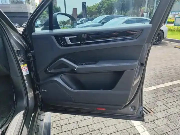 Cayenne New Energy 2021 Cayenne E-Hybrid 2.0T 14