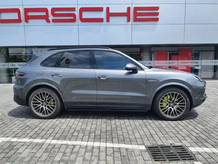 Cayenne New Energy 2021 Cayenne E-Hybrid 2.0T 4