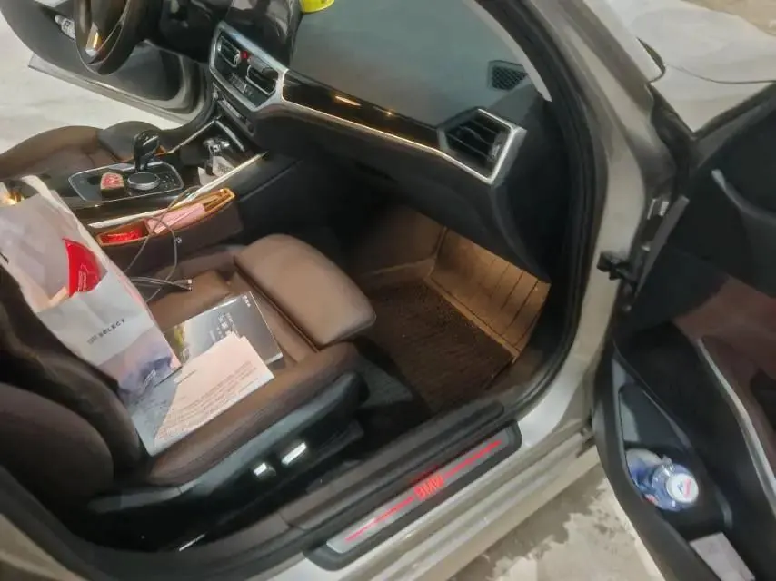 BMW 3 Series 2021 Modified 2 320i Sports Suit 6
