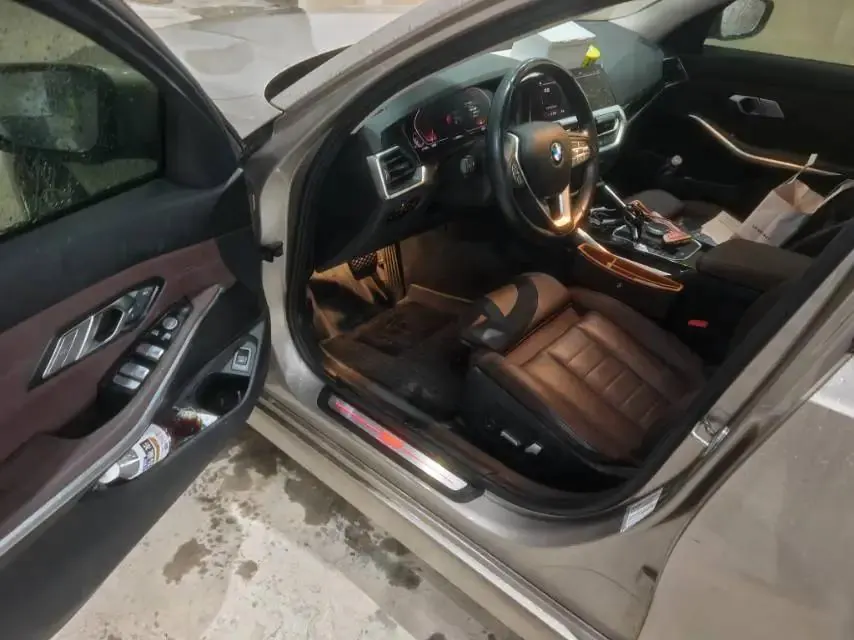 BMW 3 Series 2021 Modified 2 320i Sports Suit 9