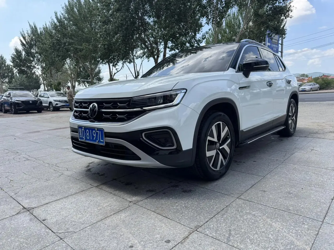 Tangyue 2022 280TSI Front-Wheel-Drive Luxury Smart Connectivity Edition - View 1