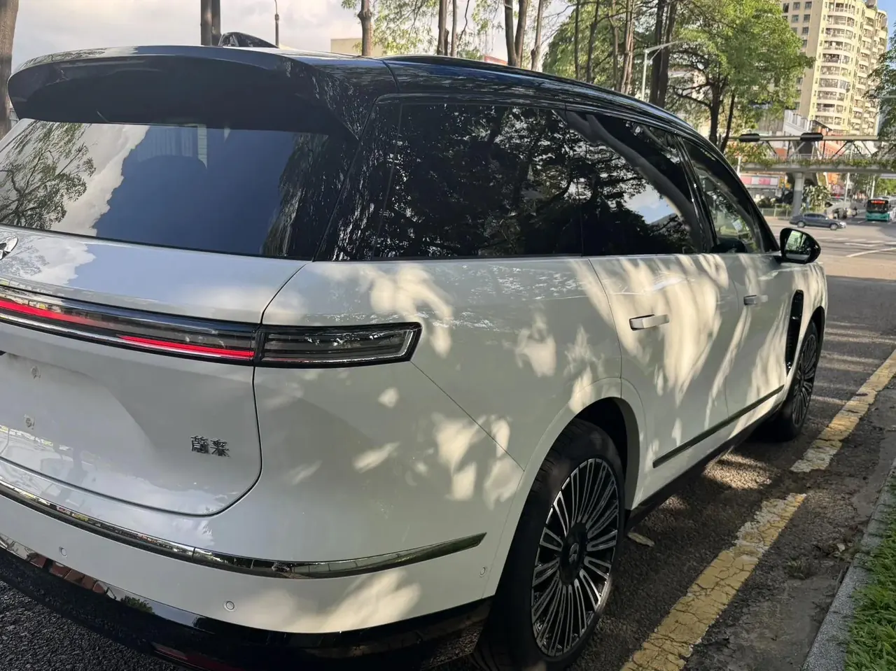 NIO 2026 ES8 6‑Seater Executive Luxury Edition Automatic Transmission 6