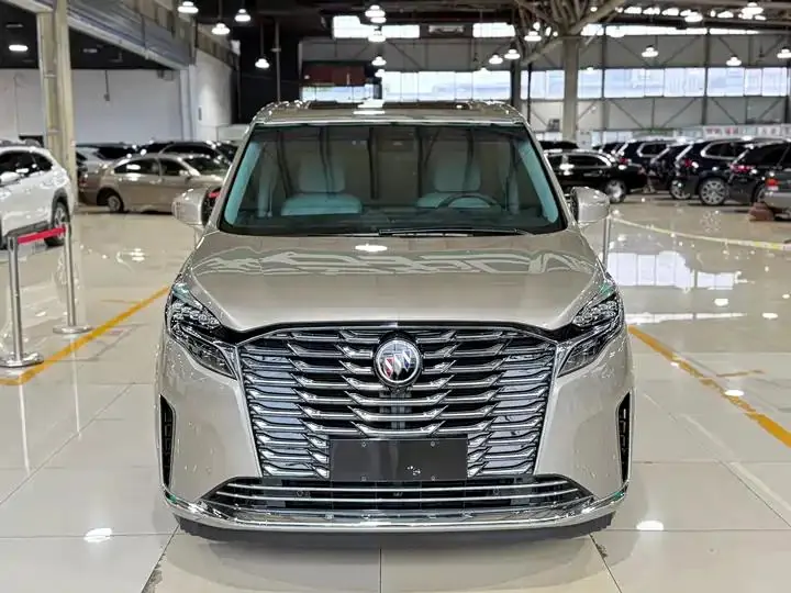 Buick GL8 2023 ES Lu Zun Enjoy and Yue Edition 2