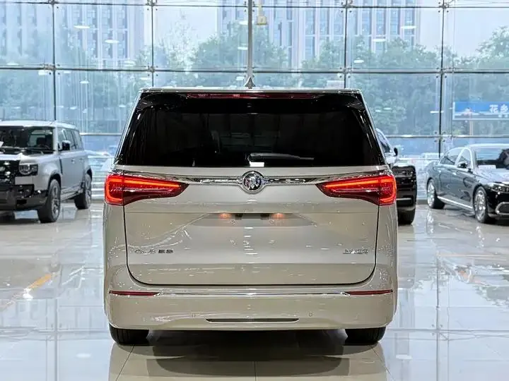 Buick GL8 2023 ES Lu Zun Enjoy and Yue Edition 27
