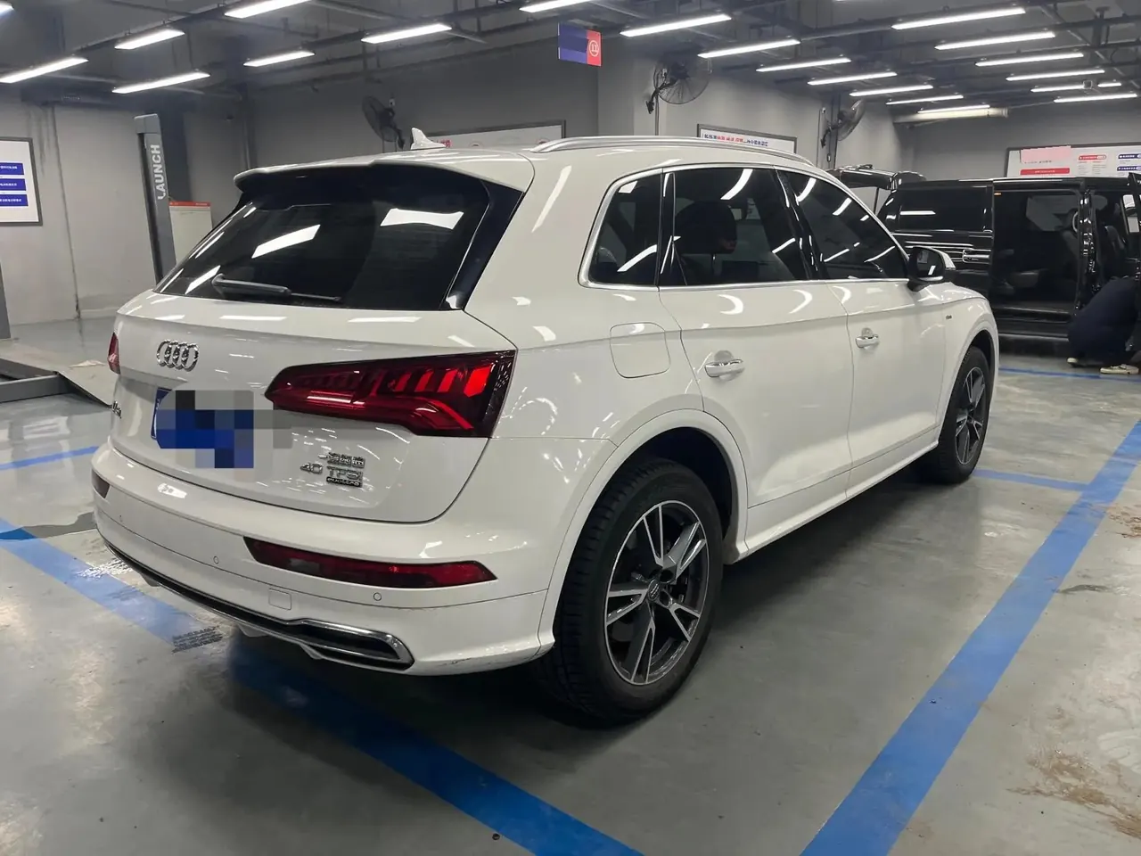 Audi Q5L 2018 40 TFSI Enjoy Fashion Country V 4