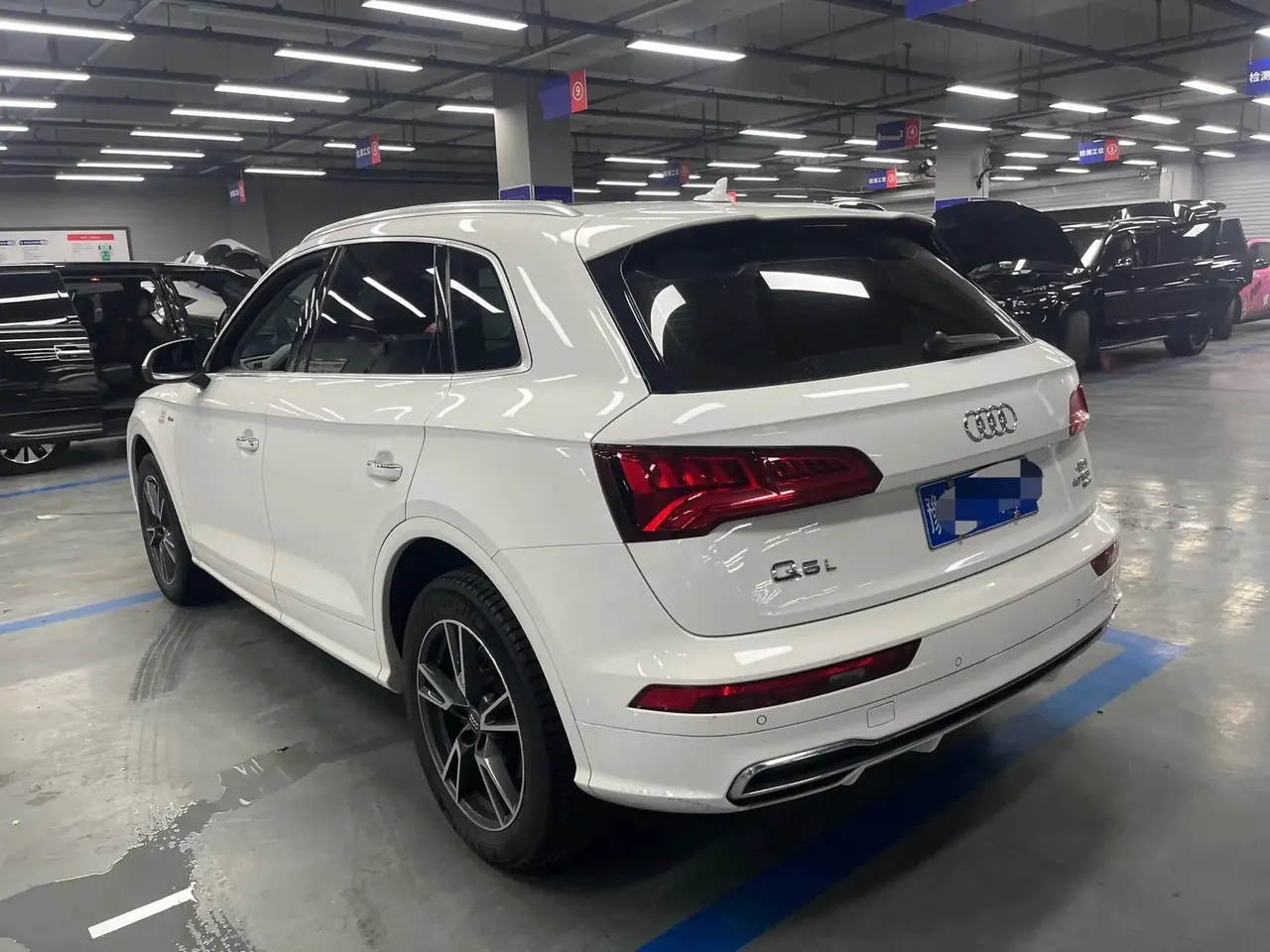 Audi Q5L 2018 40 TFSI Enjoy Fashion Country V 6