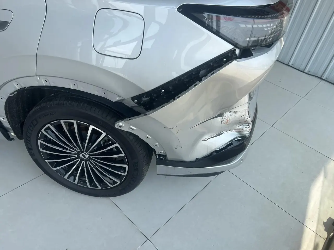 Dongfeng Aeolus L8 2025 185KM Dream Edition 4