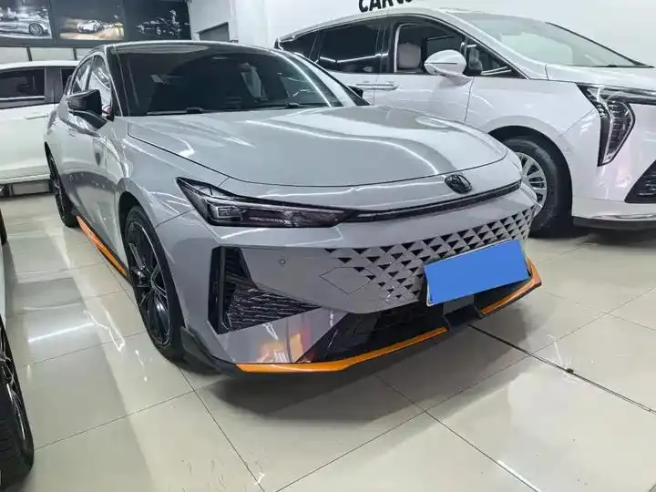 ChangAn UNI-V 2024 1.5T Premium 3