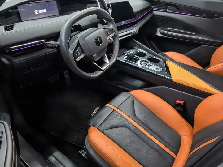 ChangAn UNI-V 2024 1.5T Premium 5