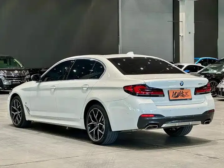 BMW 5 Series 2022 Modified 530Li Exclusive M Sports Suit 13