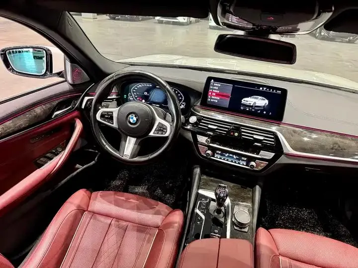 BMW 5 Series 2022 Modified 530Li Exclusive M Sports Suit 8