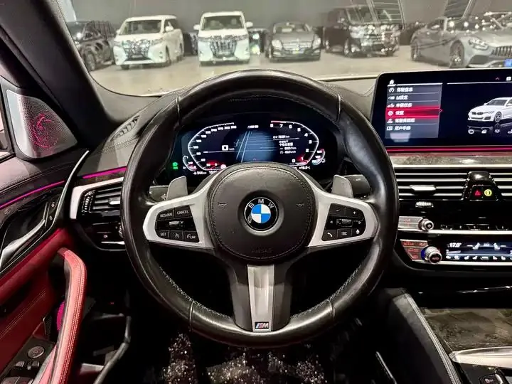 BMW 5 Series 2022 Modified 530Li Exclusive M Sports Suit 9
